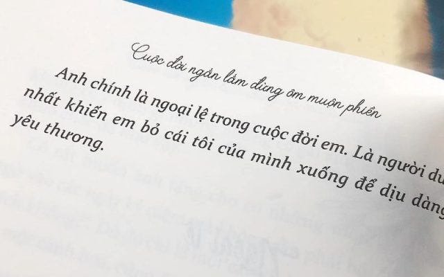 Sách Cuộc Đời Ngắn Lắm Đừng Ôm Muộn Phiền